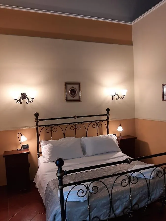 בית הארחה Hotel Pignatelli Napoli