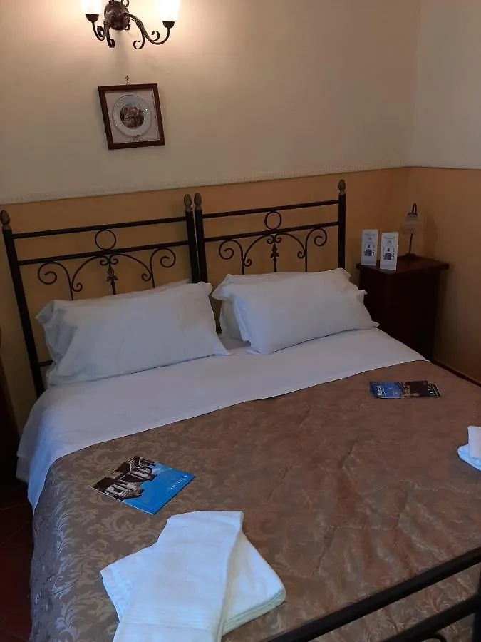 Hotel Pignatelli Napoli נאפולי