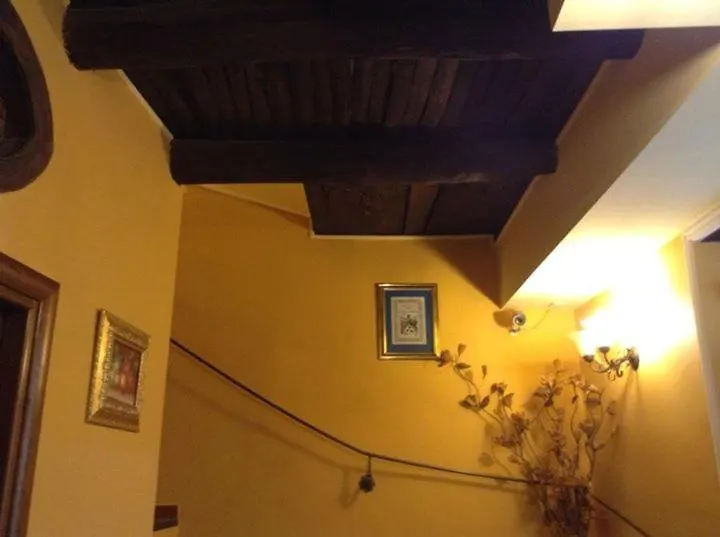 Hotel Pignatelli Napoli 3*, Naples
