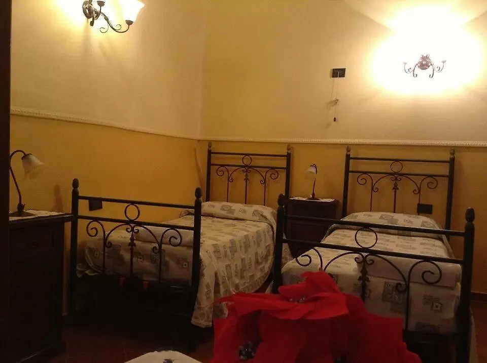 בית הארחה Hotel Pignatelli Napoli